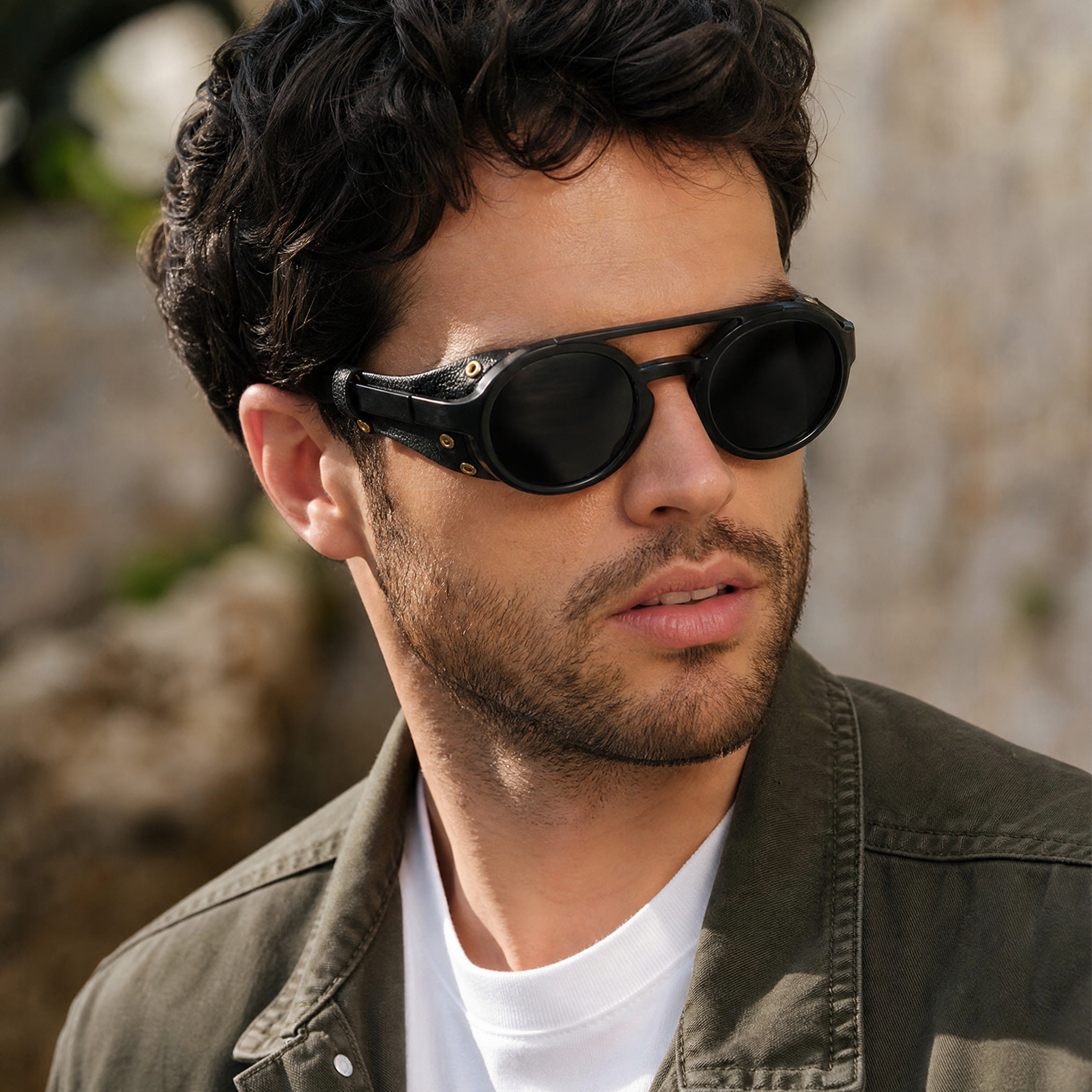 MV Vintage Round No.03 — Sunglasses worn